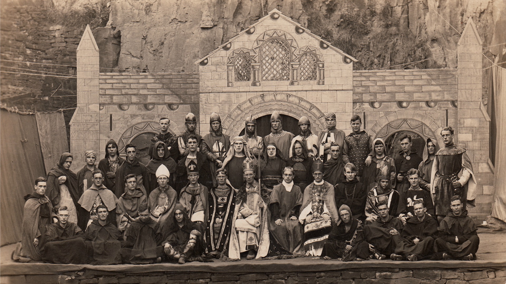 Asesinos en la catedral Prodavinci